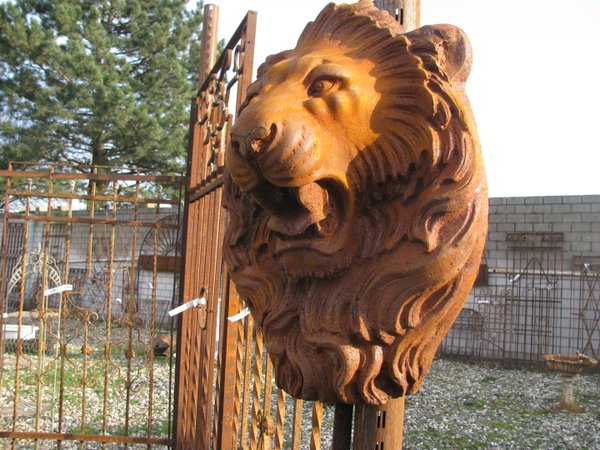 Neu !! Großer Löwenkopf 65x45 cm Wasserspeier Wandbrunnen Löwe Eisen