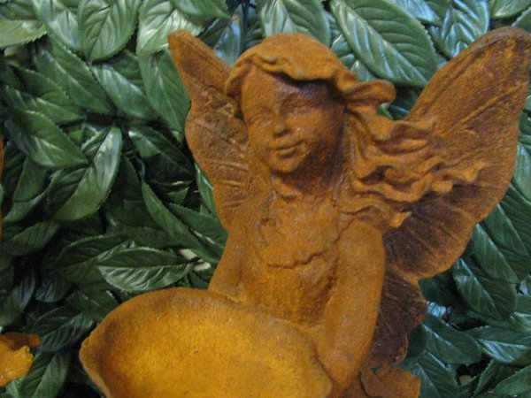 Große Elfe, Engel Skulpture, Fabelwesen, Flügel, Vogeltränke, Hase