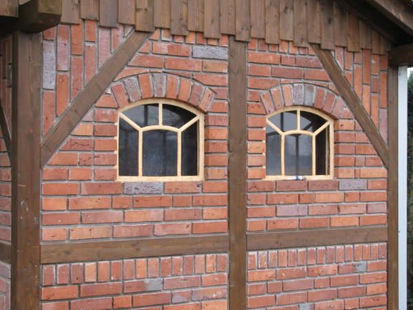 Gussfenster Stallfenster Fenster mit Bogen Spiegel an der A31